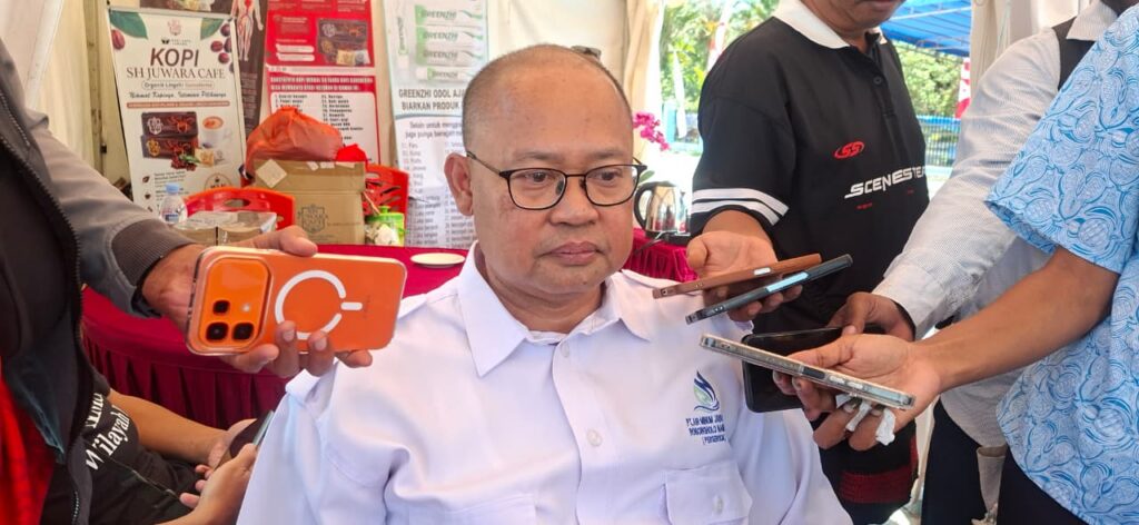Sukseskan FDS, PDAM Jayapura Sediakan Air Siap Minum Gratis dan 500 Karton Air Minum